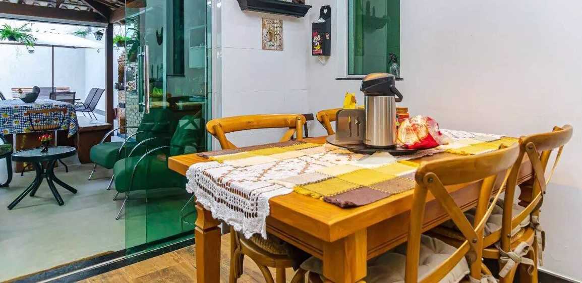 Casa de Condomínio à venda com 4 quartos, 246m² - Foto 18