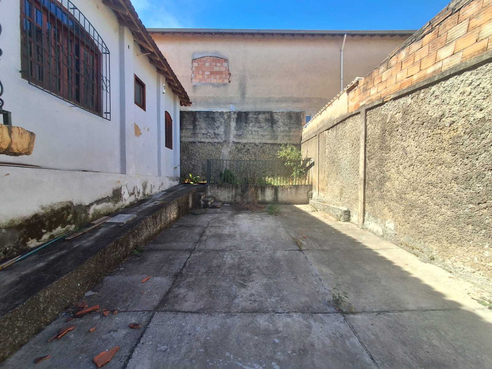 Casa à venda com 3 quartos, 100m² - Foto 20