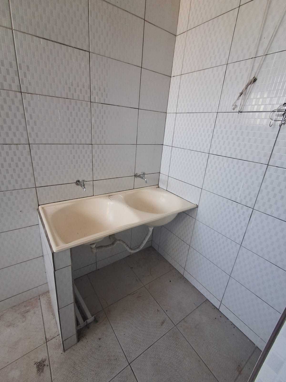 Casa à venda com 3 quartos, 100m² - Foto 12