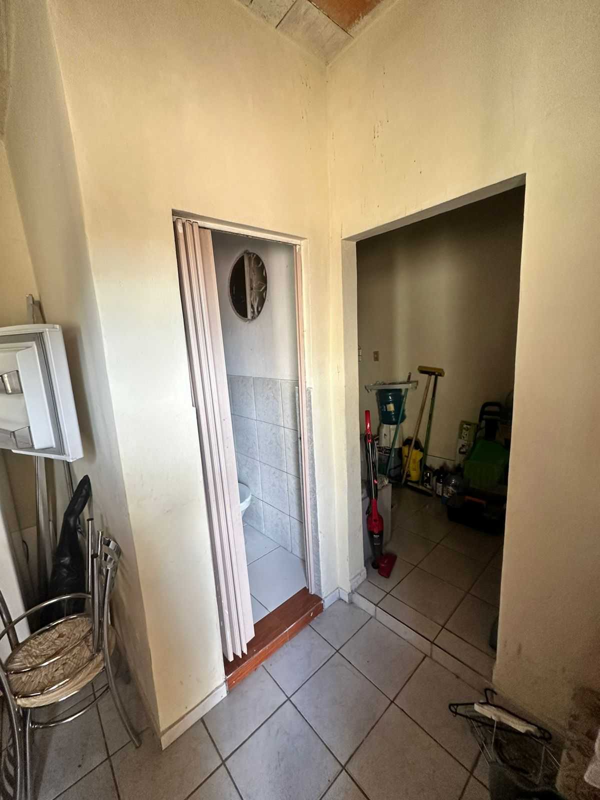 Casa à venda com 3 quartos, 220m² - Foto 5