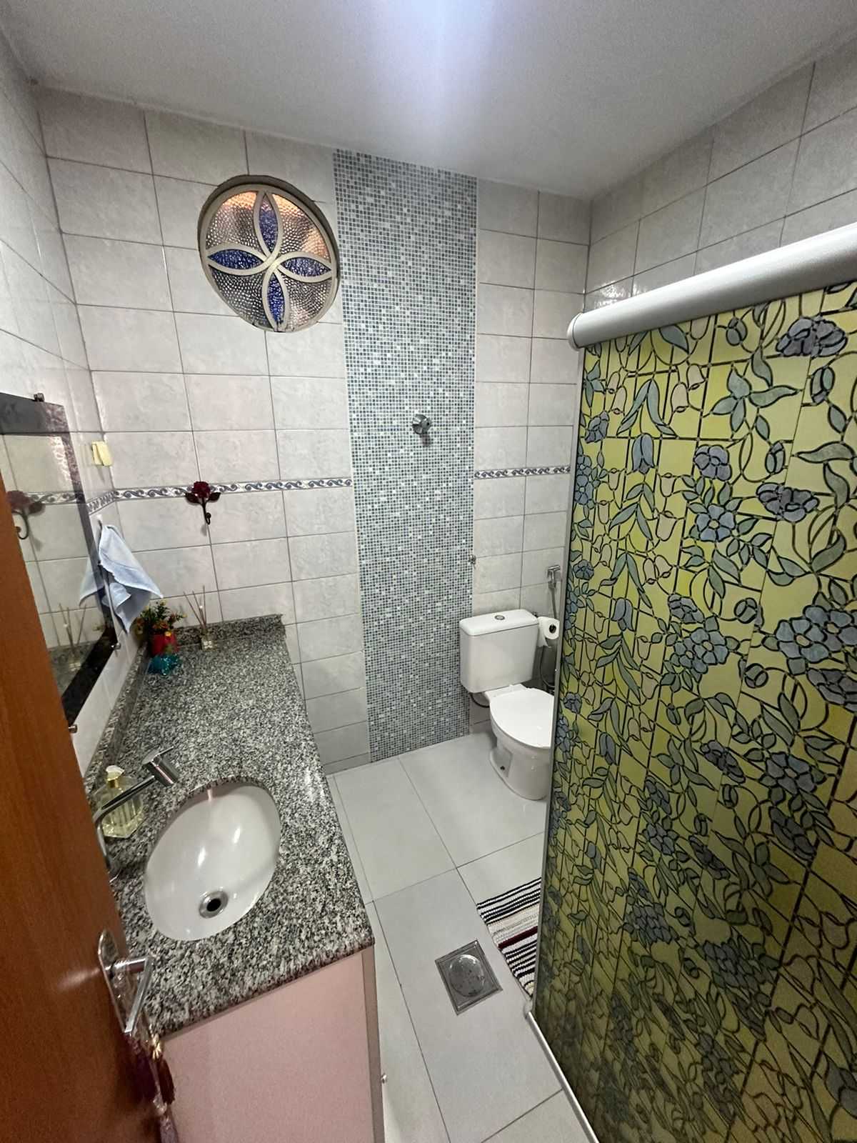 Casa à venda com 3 quartos, 220m² - Foto 8