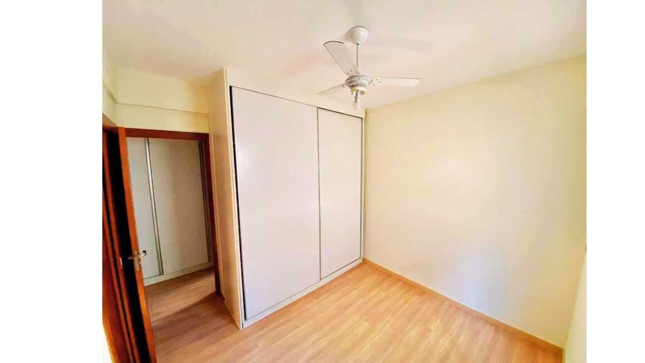 Apartamento à venda com 4 quartos, 160m² - Foto 19