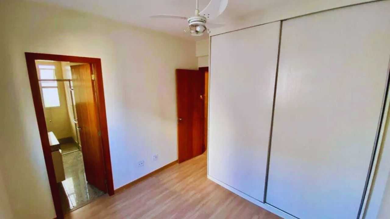 Apartamento à venda com 4 quartos, 160m² - Foto 15