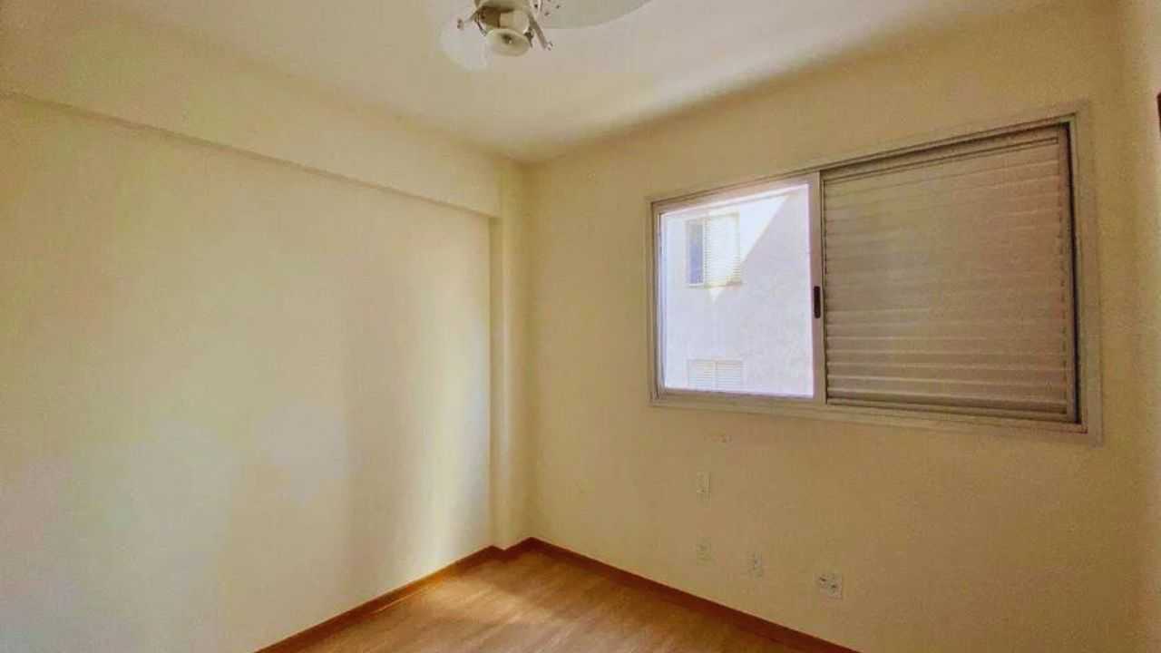 Apartamento à venda com 4 quartos, 160m² - Foto 17