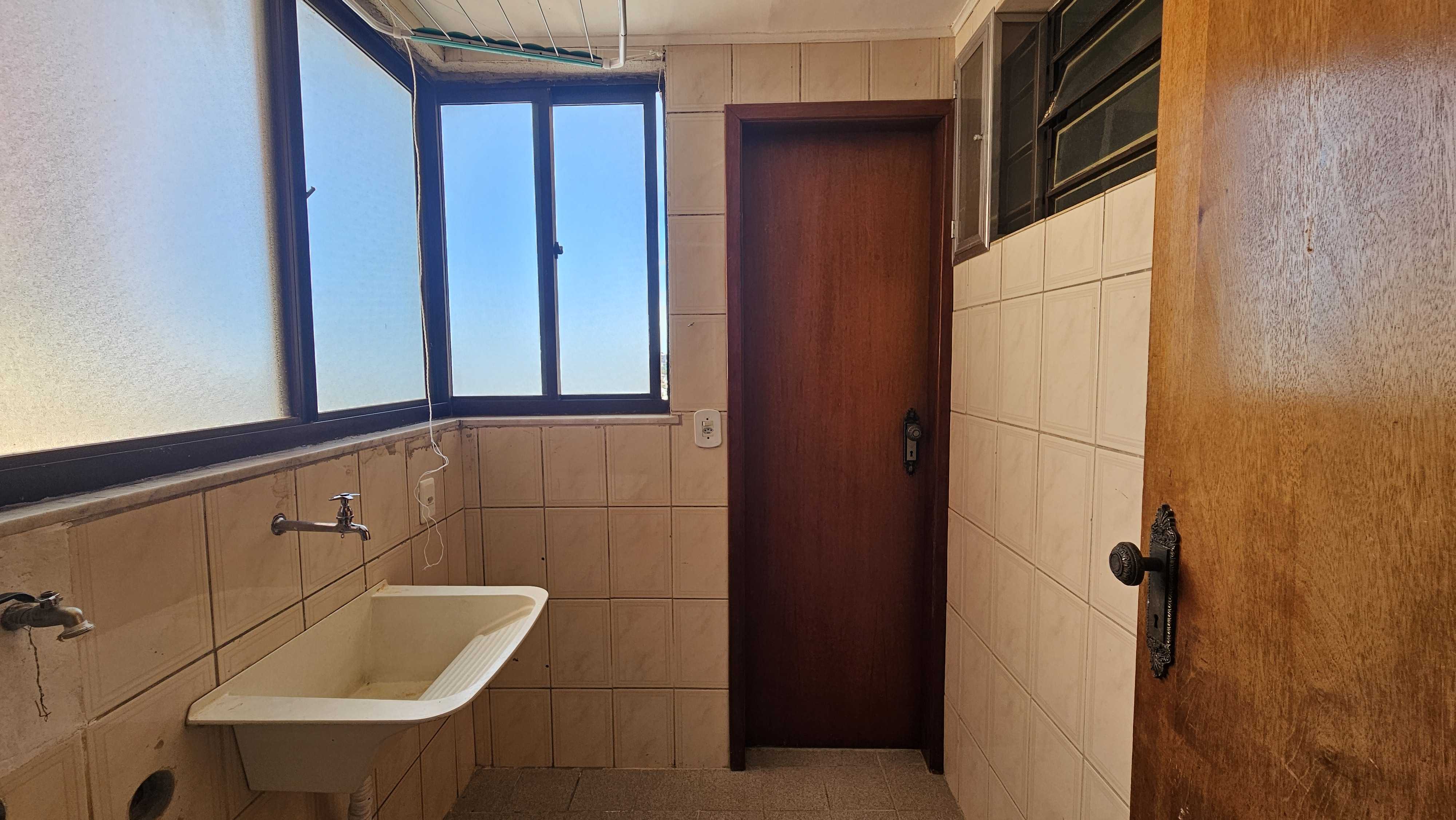 Apartamento à venda com 3 quartos, 70m² - Foto 19