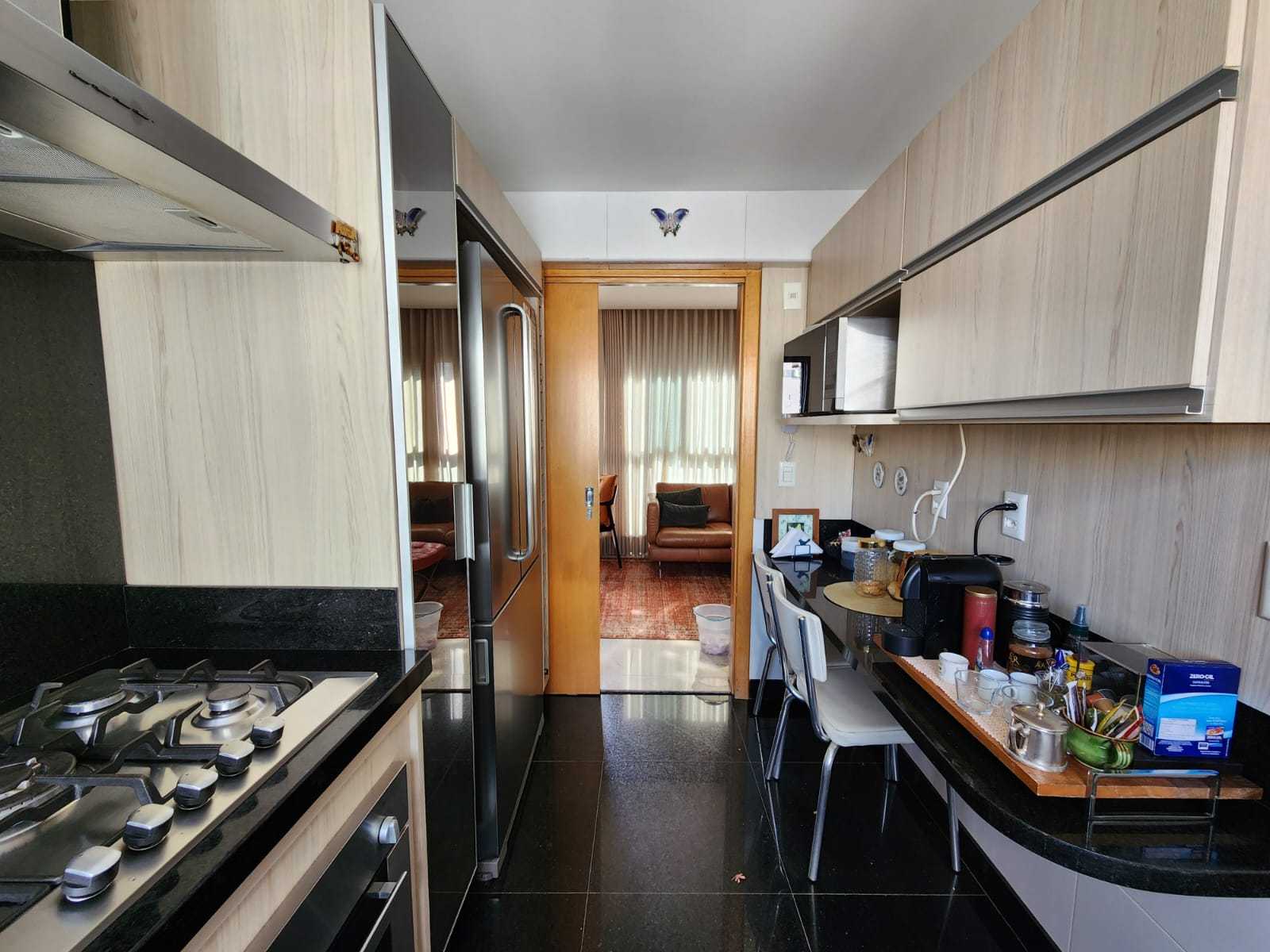 Apartamento à venda com 3 quartos, 112m² - Foto 21