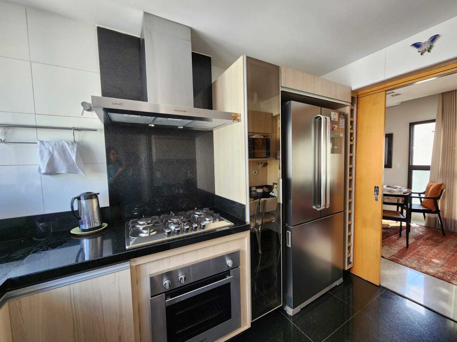 Apartamento à venda com 3 quartos, 112m² - Foto 24