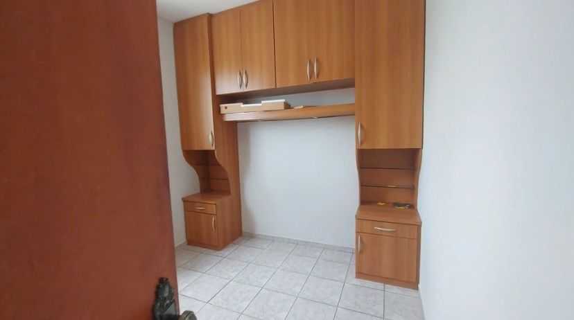 Apartamento à venda com 2 quartos, 60m² - Foto 11