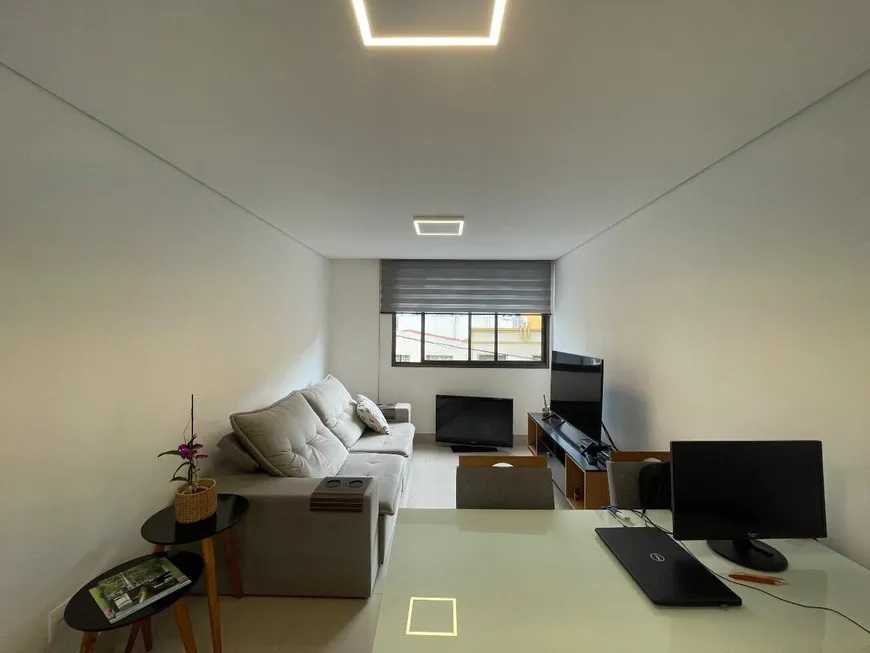 Apartamento à venda com 2 quartos, 110m² - Foto 4