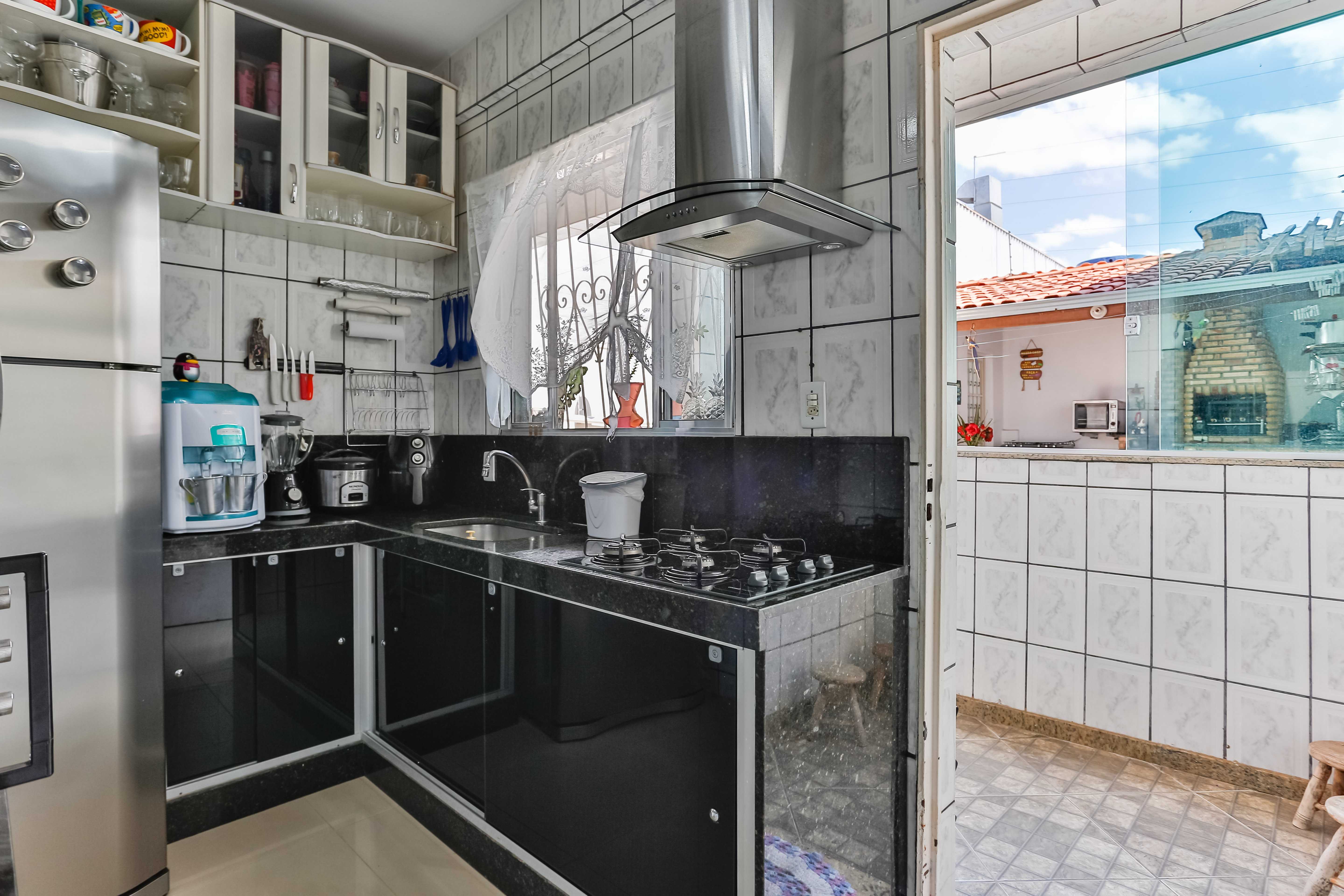 Casa à venda com 4 quartos, 214m² - Foto 5