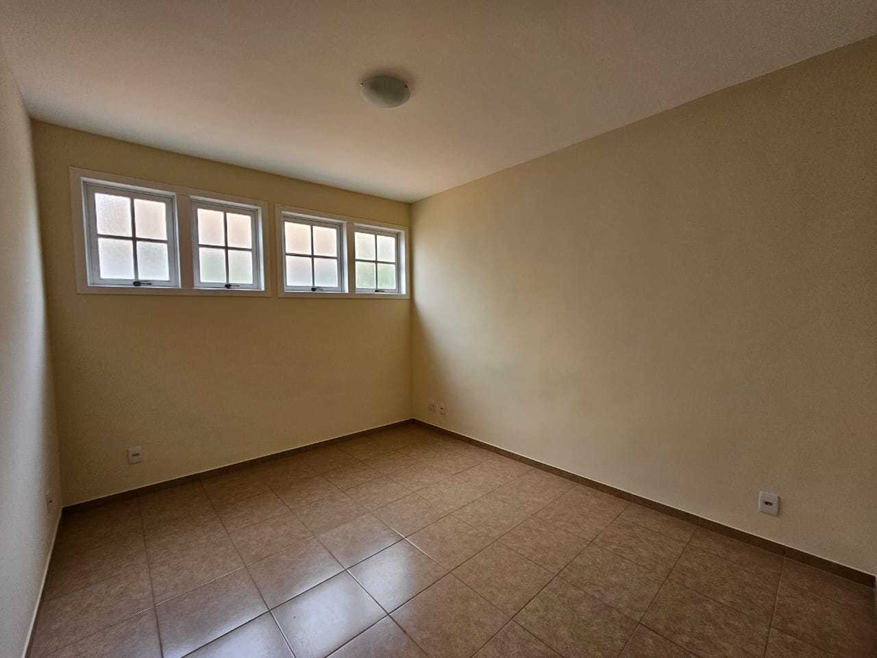 Apartamento à venda com 3 quartos, 75m² - Foto 4