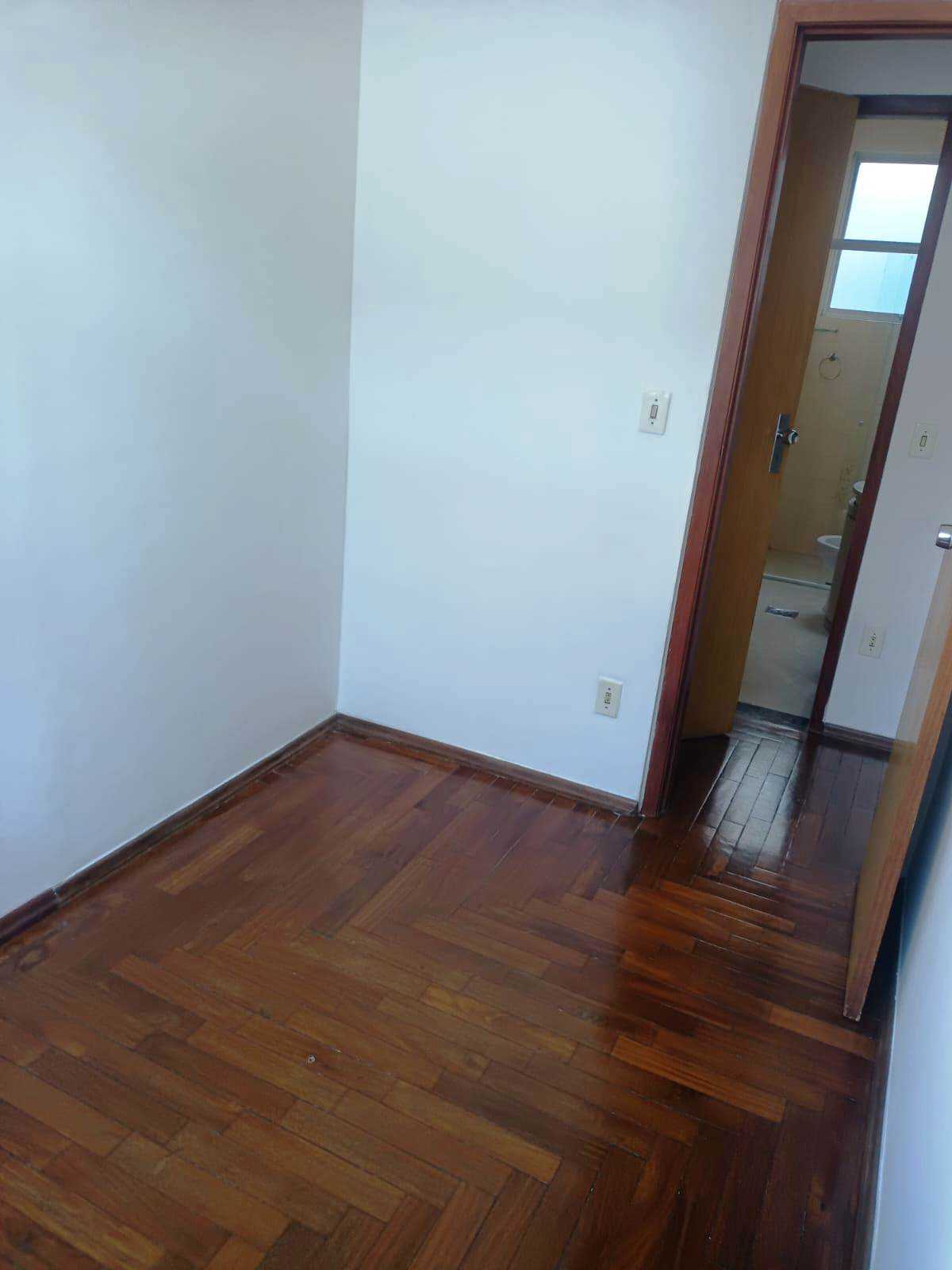 Apartamento à venda com 3 quartos, 70m² - Foto 13