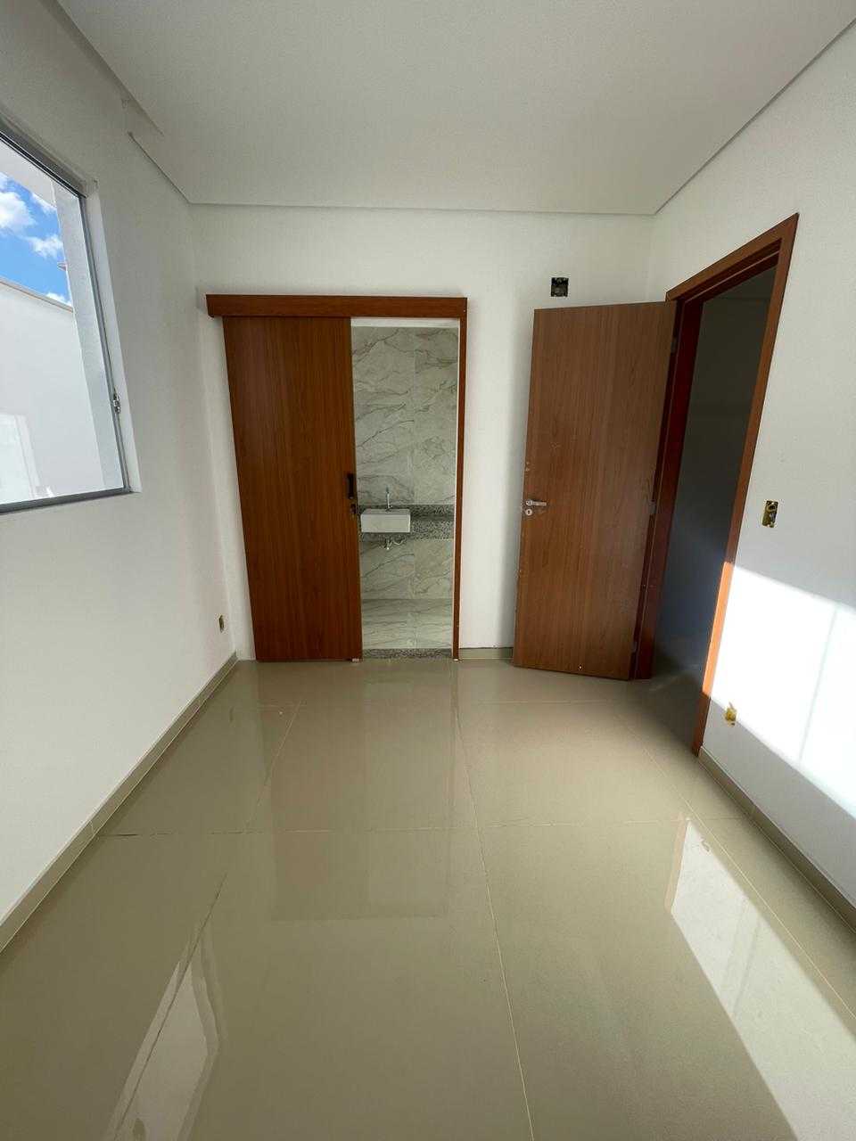 Casa à venda com 3 quartos, 78m² - Foto 7