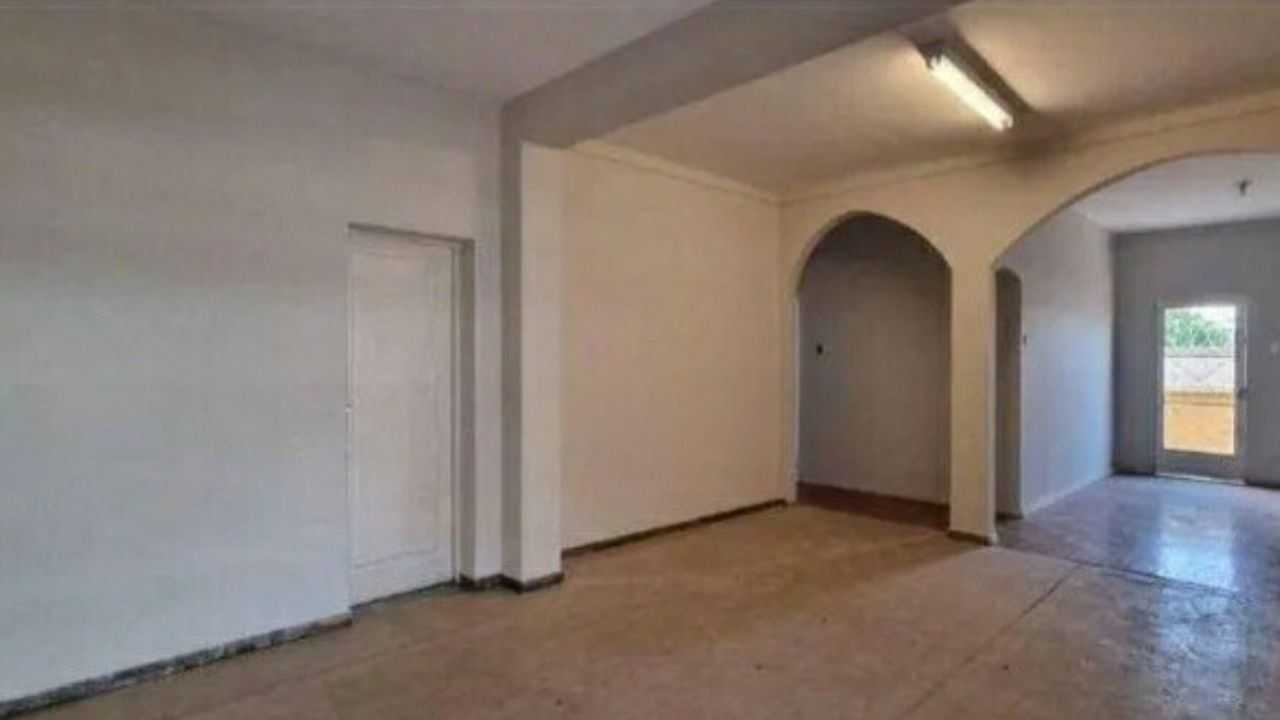 Casa para alugar com 3 quartos, 199m² - Foto 2