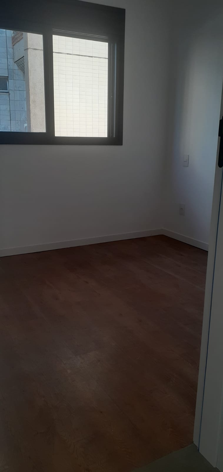 Apartamento à venda com 3 quartos, 77m² - Foto 4