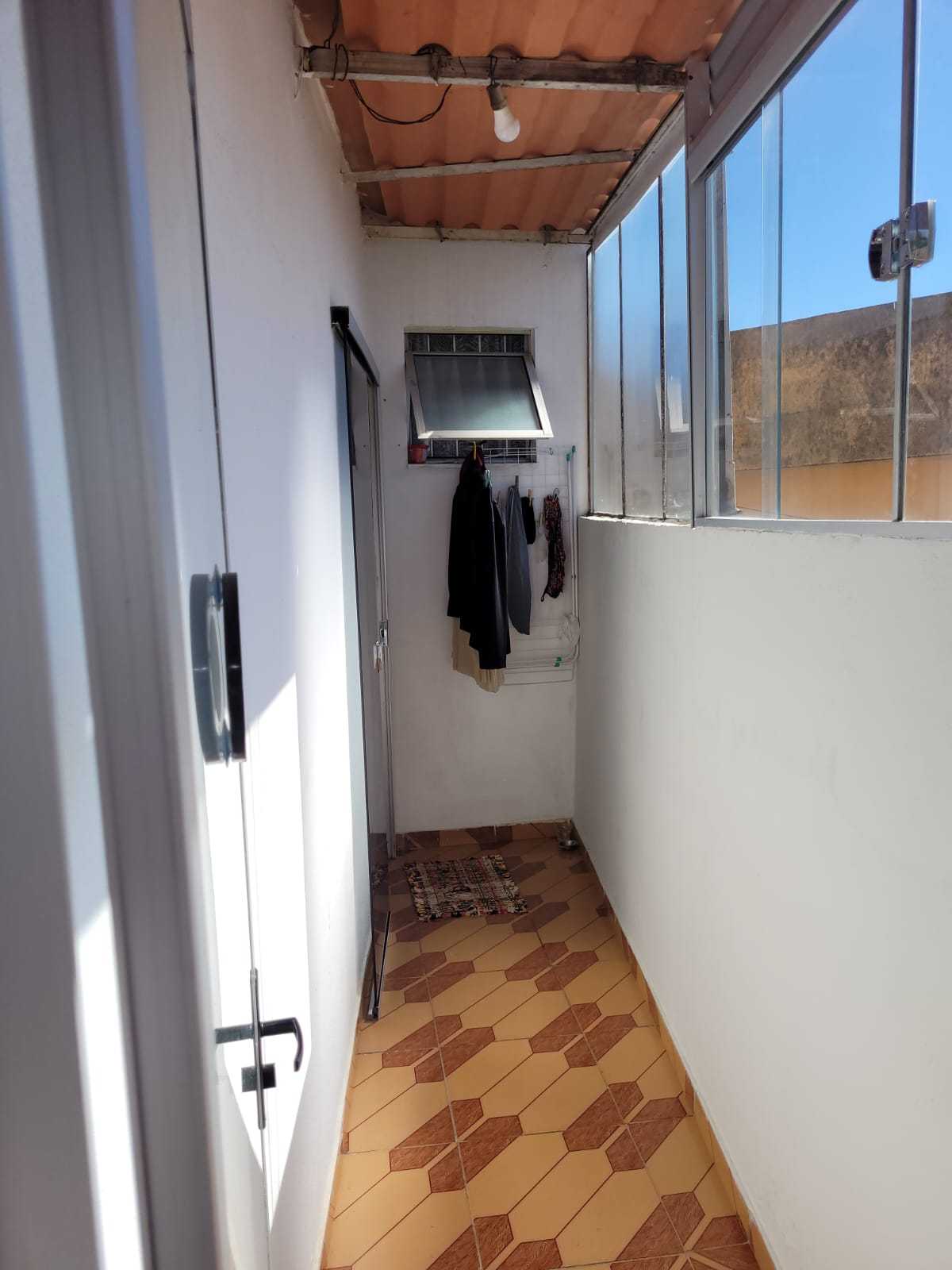 Prédio Inteiro à venda com 2 quartos, 54m² - Foto 16