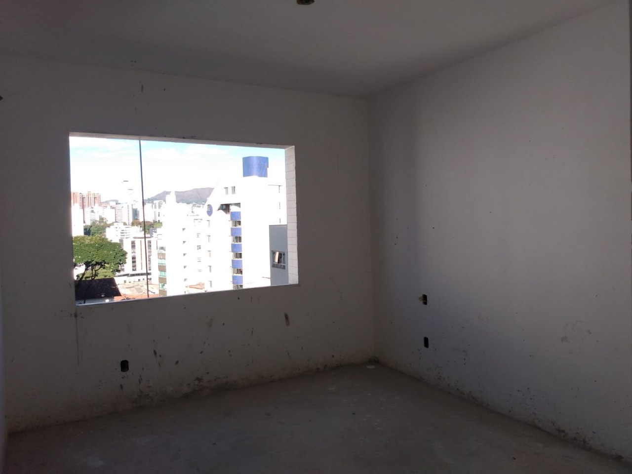 Apartamento à venda com 3 quartos, 87m² - Foto 22