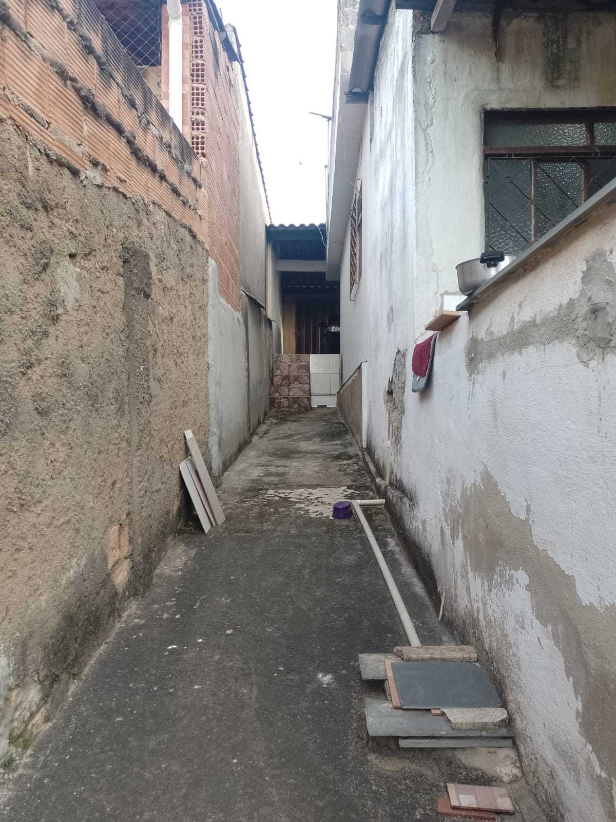 Casa à venda com 3 quartos, 300m² - Foto 5