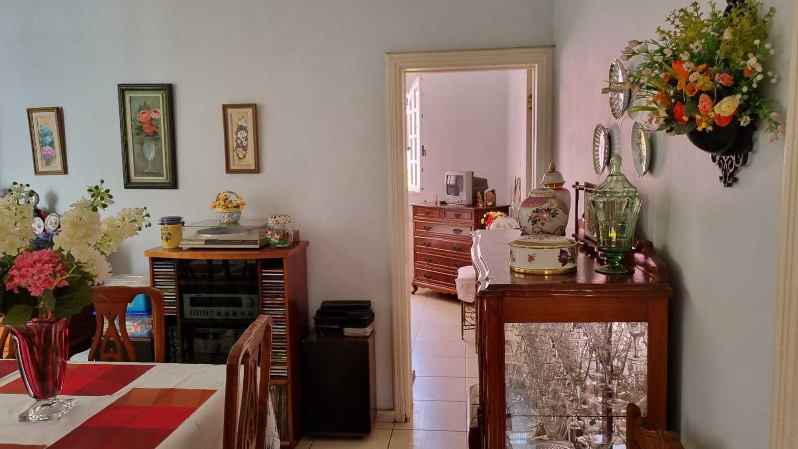 Casa à venda com 5 quartos, 300m² - Foto 19