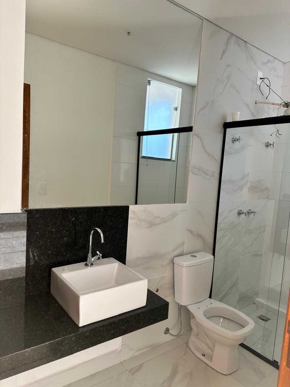 Casa para alugar com 3 quartos, 130m² - Foto 1