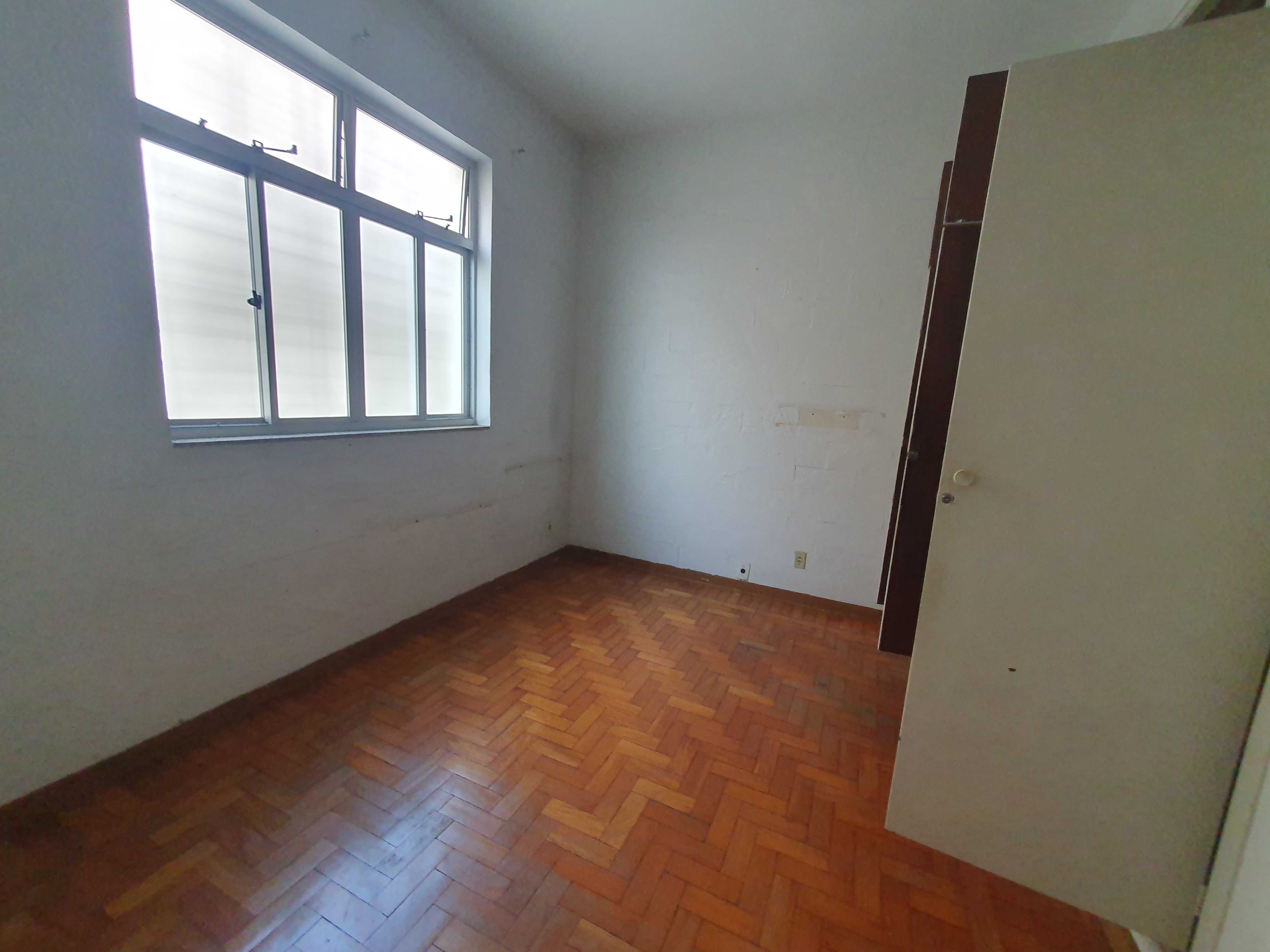 Apartamento à venda com 3 quartos, 90m² - Foto 9