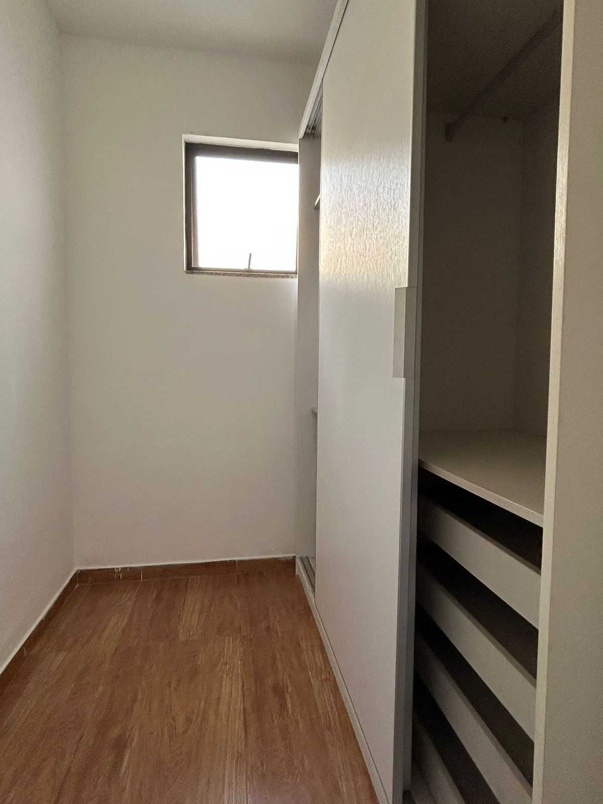 Casa à venda com 4 quartos, 251m² - Foto 9