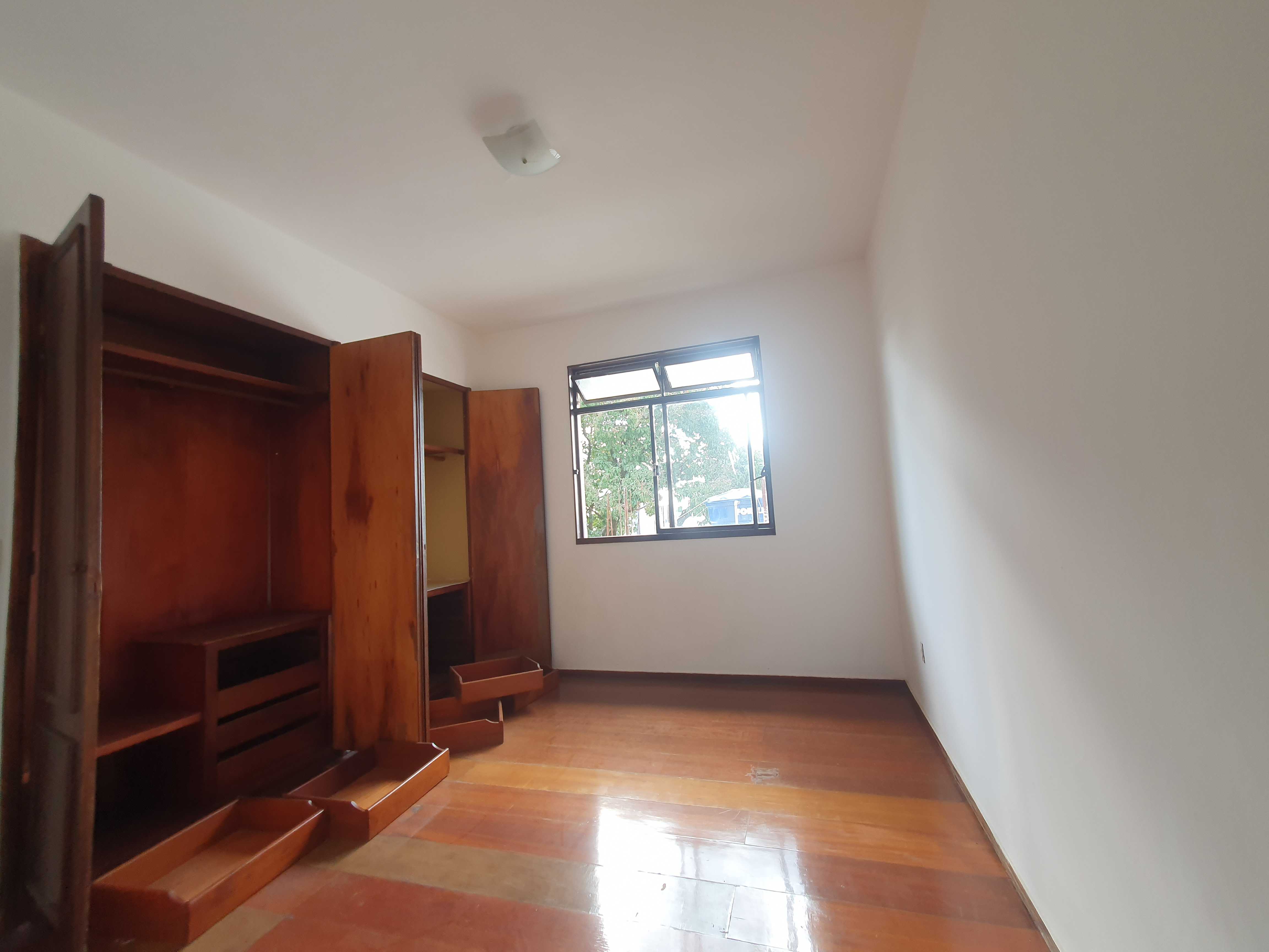 Apartamento à venda com 2 quartos, 70m² - Foto 8