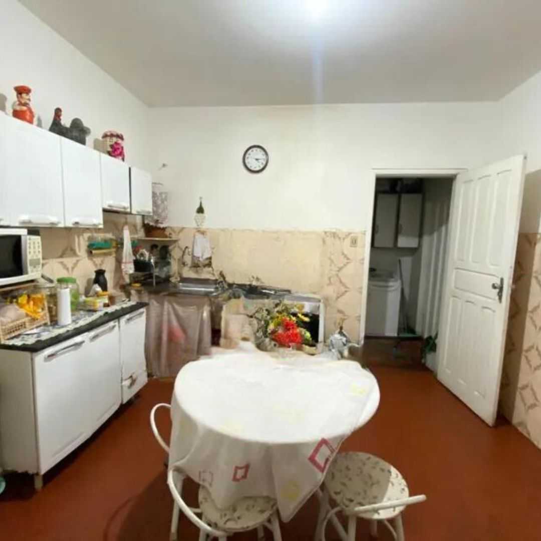 Casa à venda com 2 quartos, 65m² - Foto 9