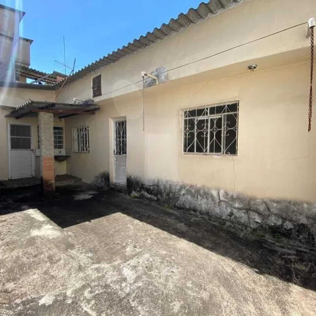 Casa à venda com 5 quartos, 332m² - Foto 20