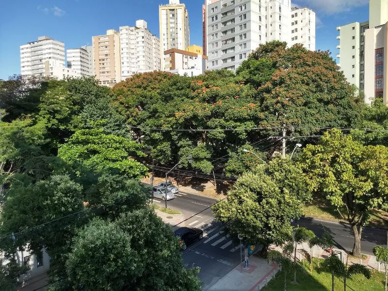 Apartamento à venda com 2 quartos, 60m² - Foto 2