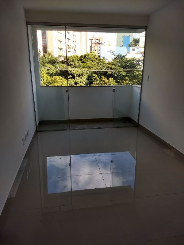 Apartamento à venda com 2 quartos, 60m² - Foto 5