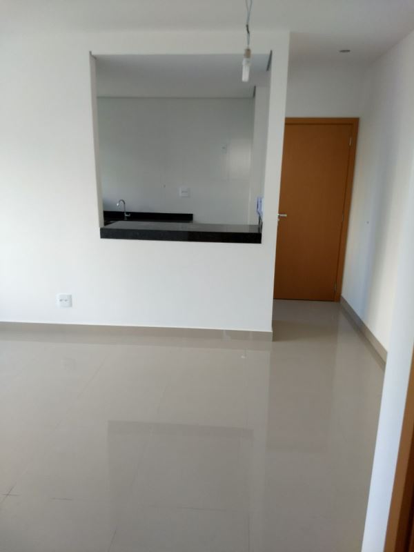 Apartamento à venda com 2 quartos, 60m² - Foto 4