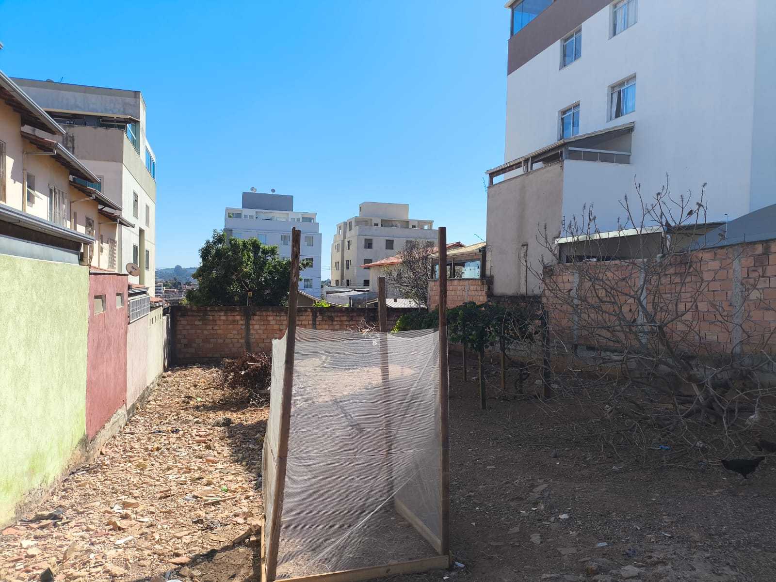 Terreno à venda, 360m² - Foto 4