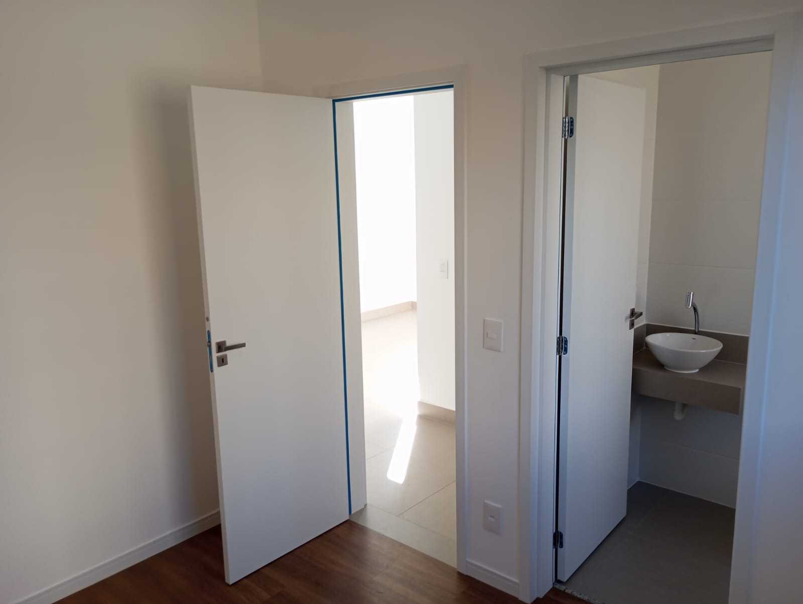 Apartamento à venda com 2 quartos, 61m² - Foto 12