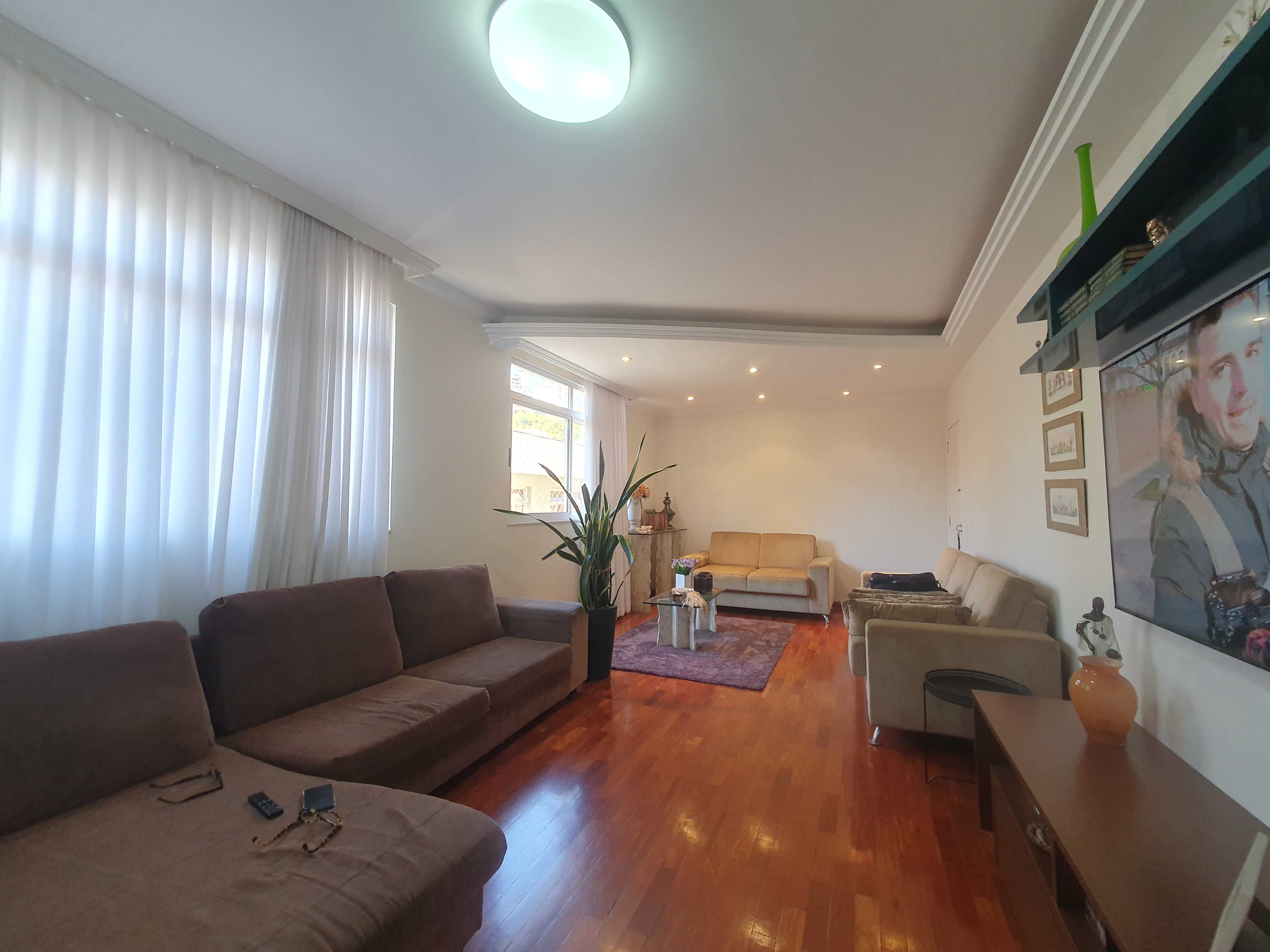 Apartamento à venda com 4 quartos, 160m² - Foto 2