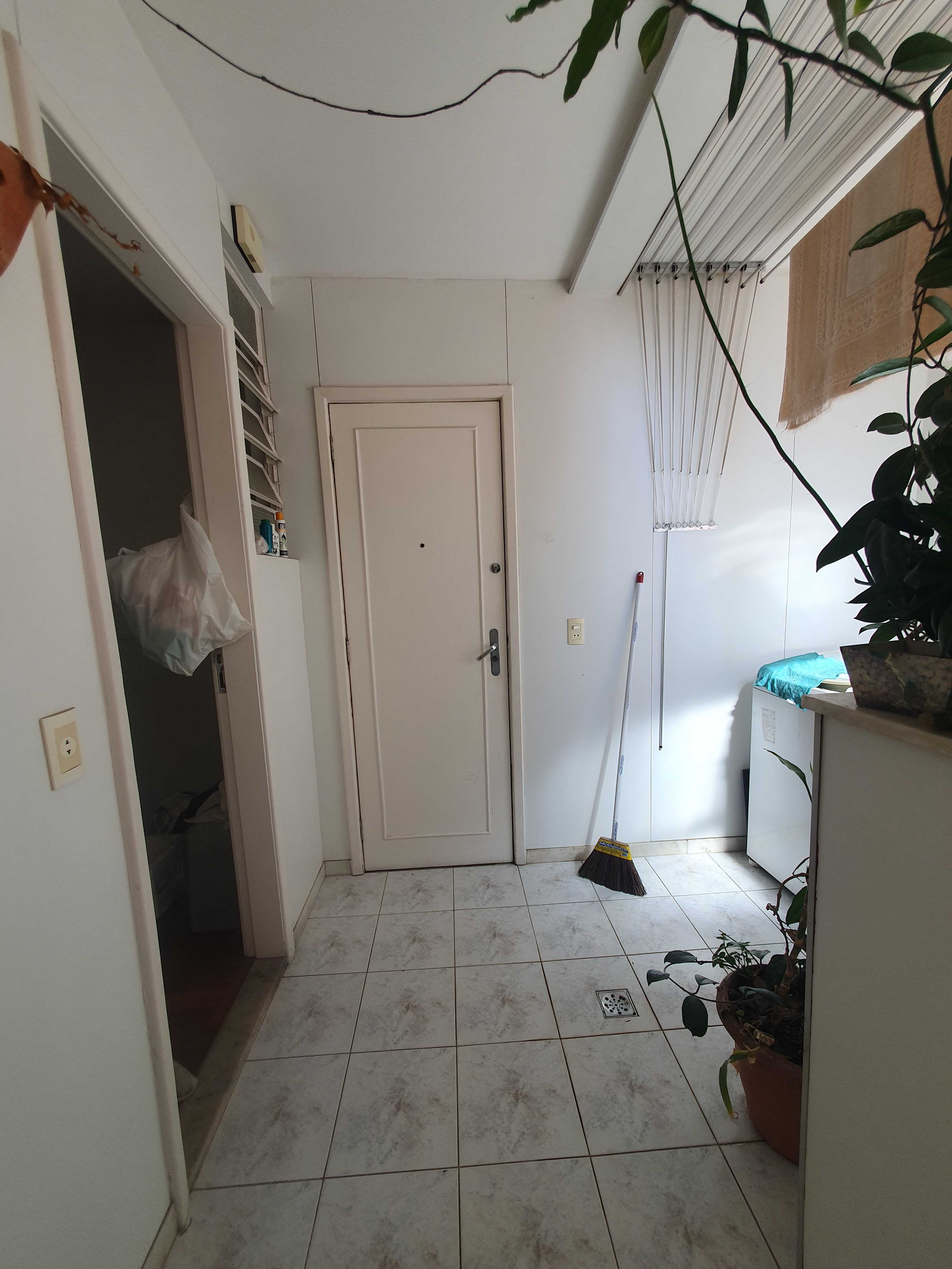 Apartamento à venda com 4 quartos, 160m² - Foto 12