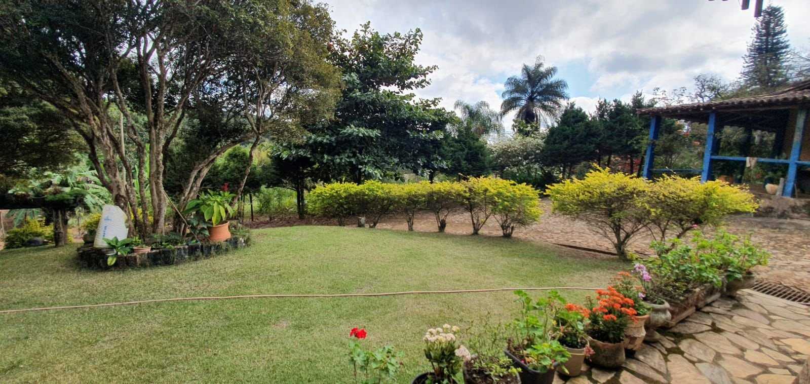 Chácara à venda com 3 quartos, 198200m² - Foto 2