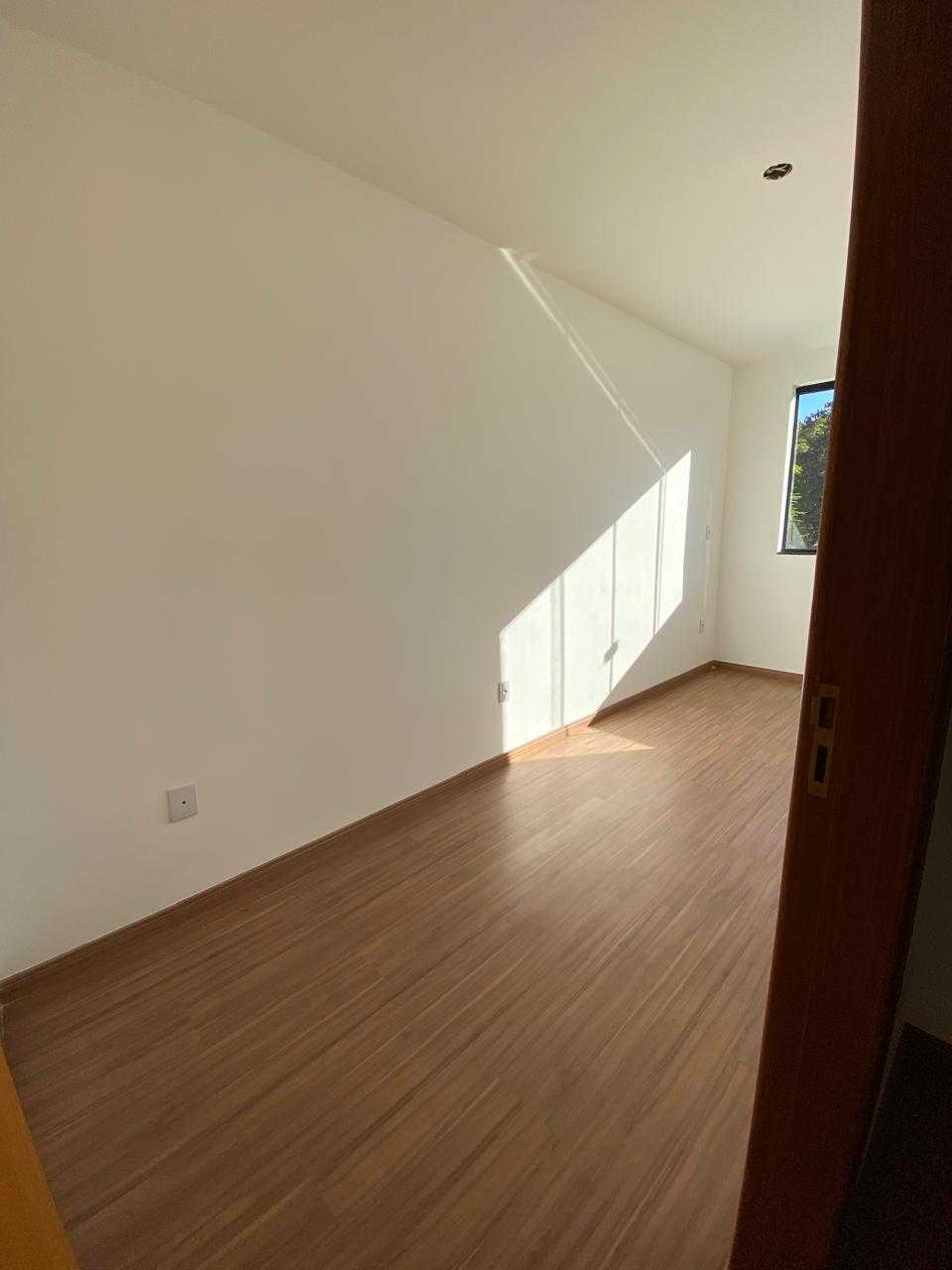 Casa à venda com 3 quartos, 93m² - Foto 11