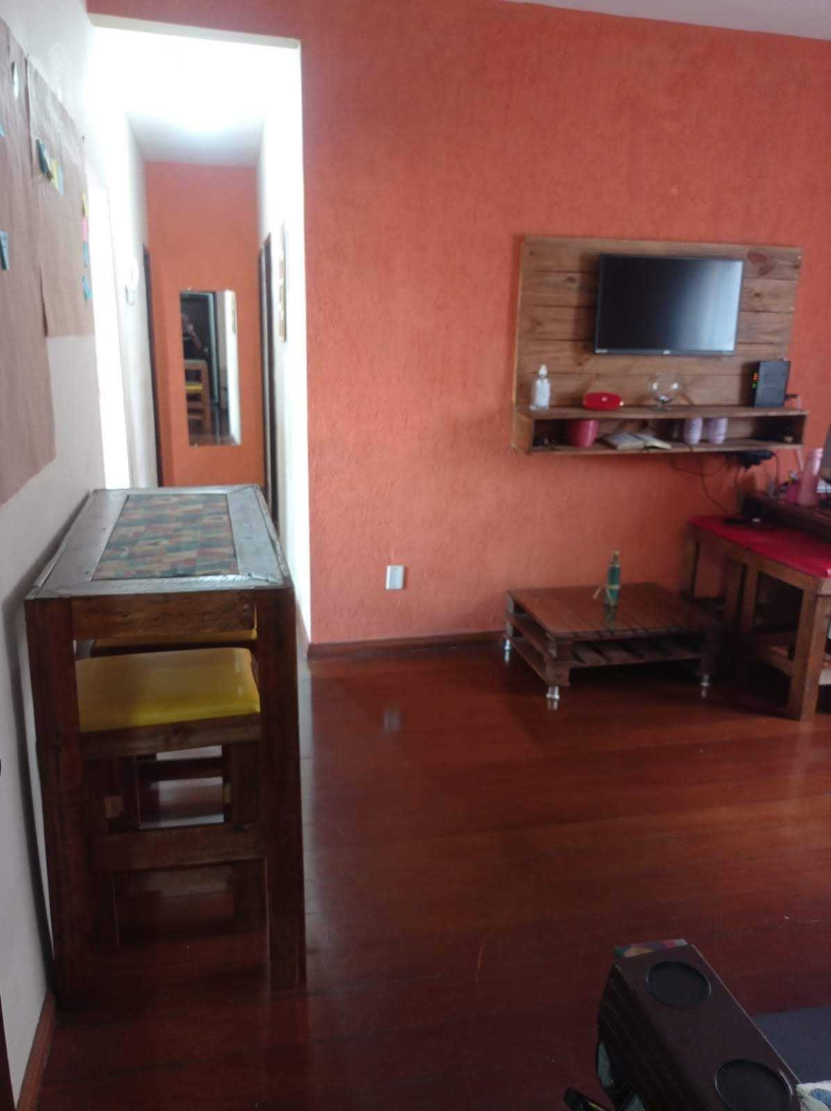 Apartamento à venda com 4 quartos, 104m² - Foto 1