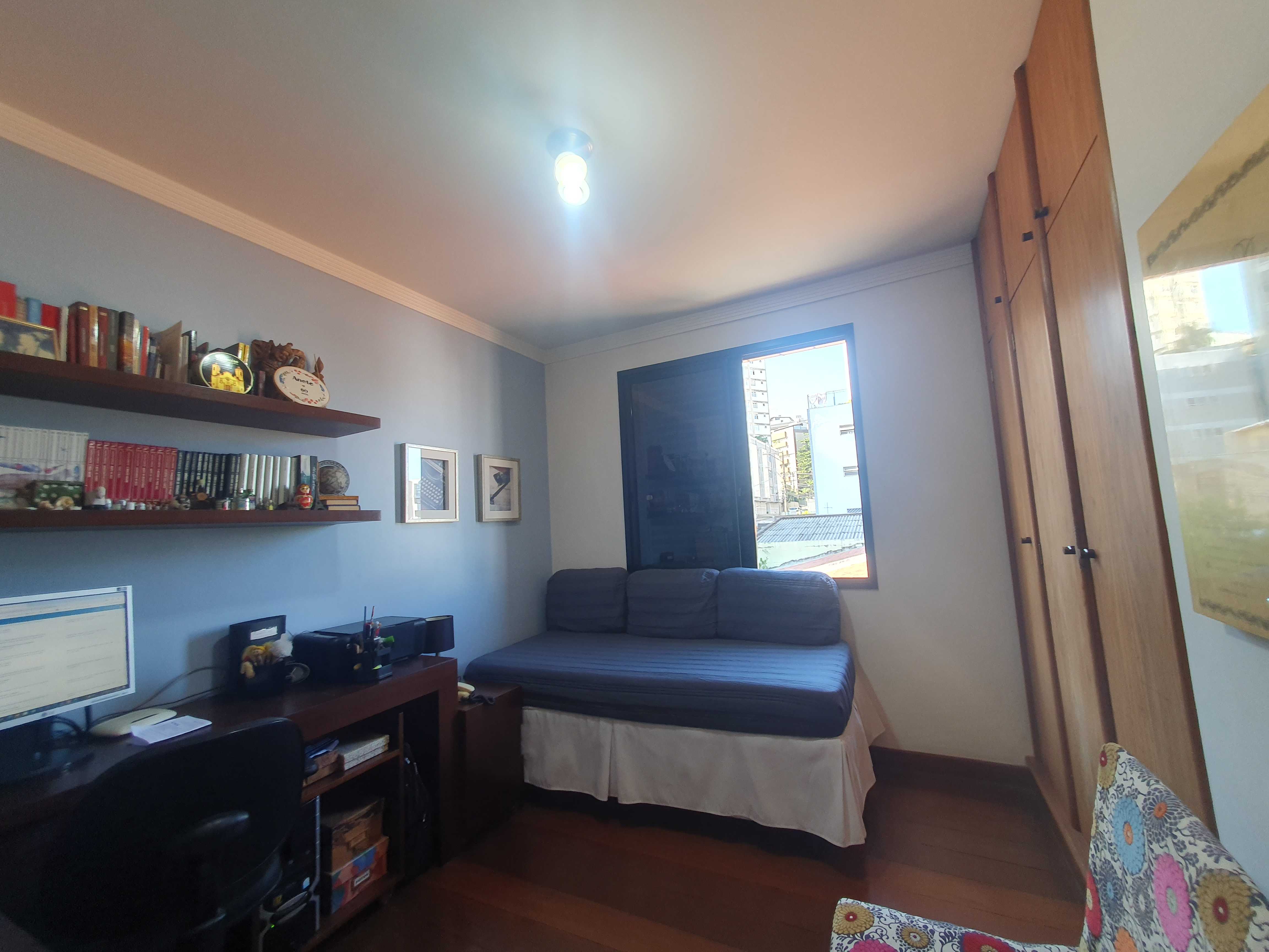 Apartamento à venda com 4 quartos, 140m² - Foto 10