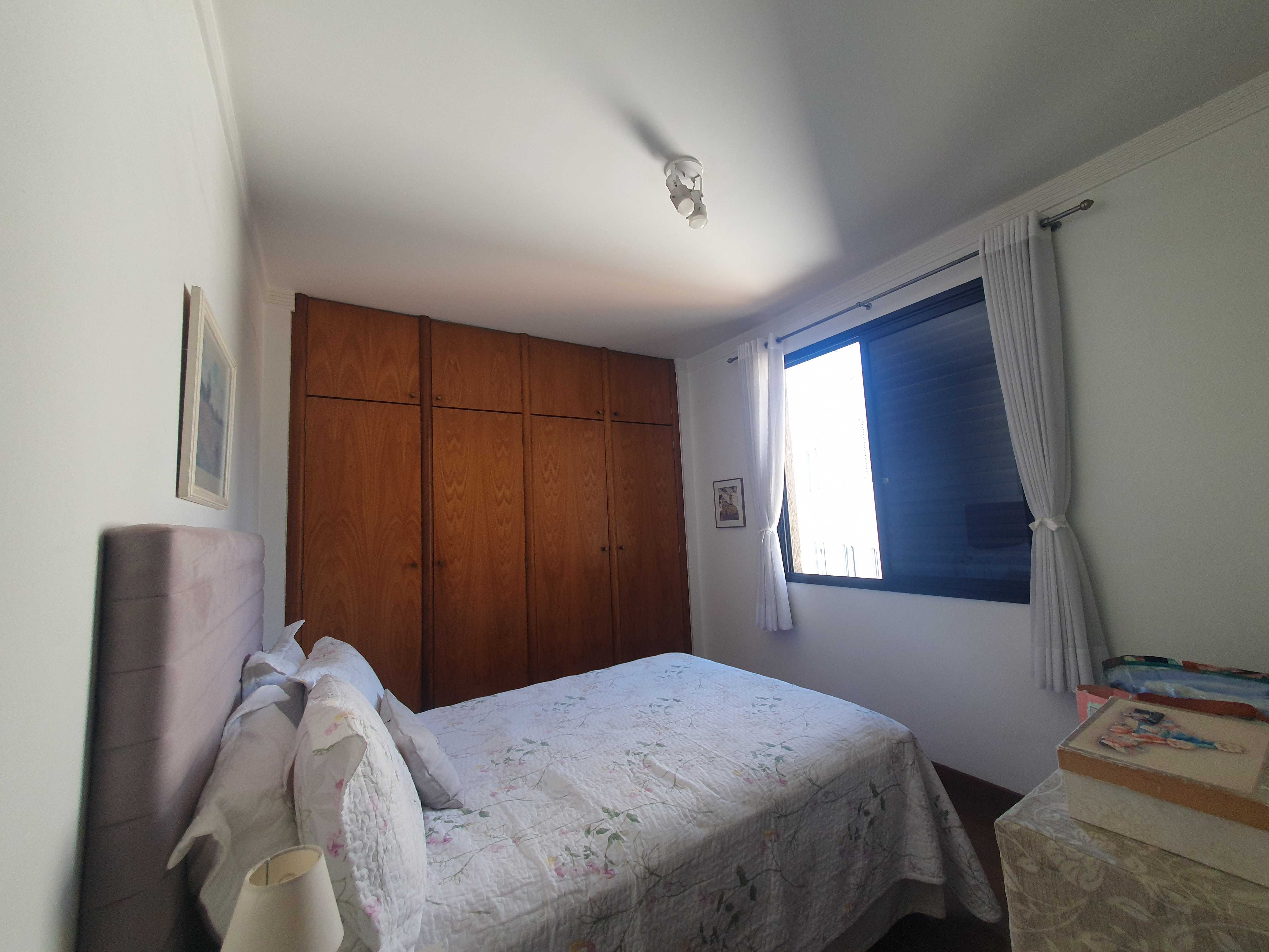 Apartamento à venda com 4 quartos, 140m² - Foto 7