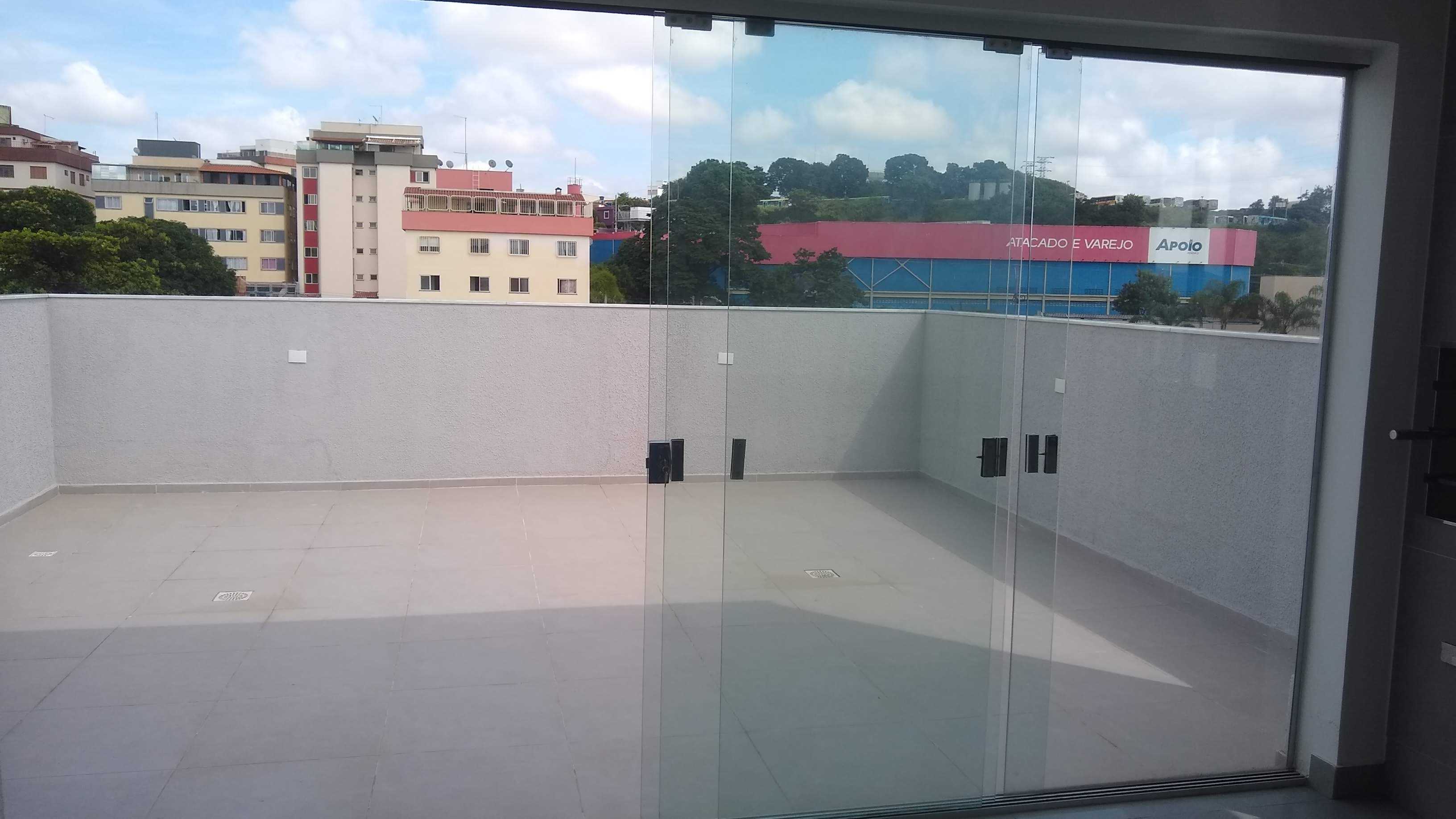 Cobertura à venda com 3 quartos, 150m² - Foto 2