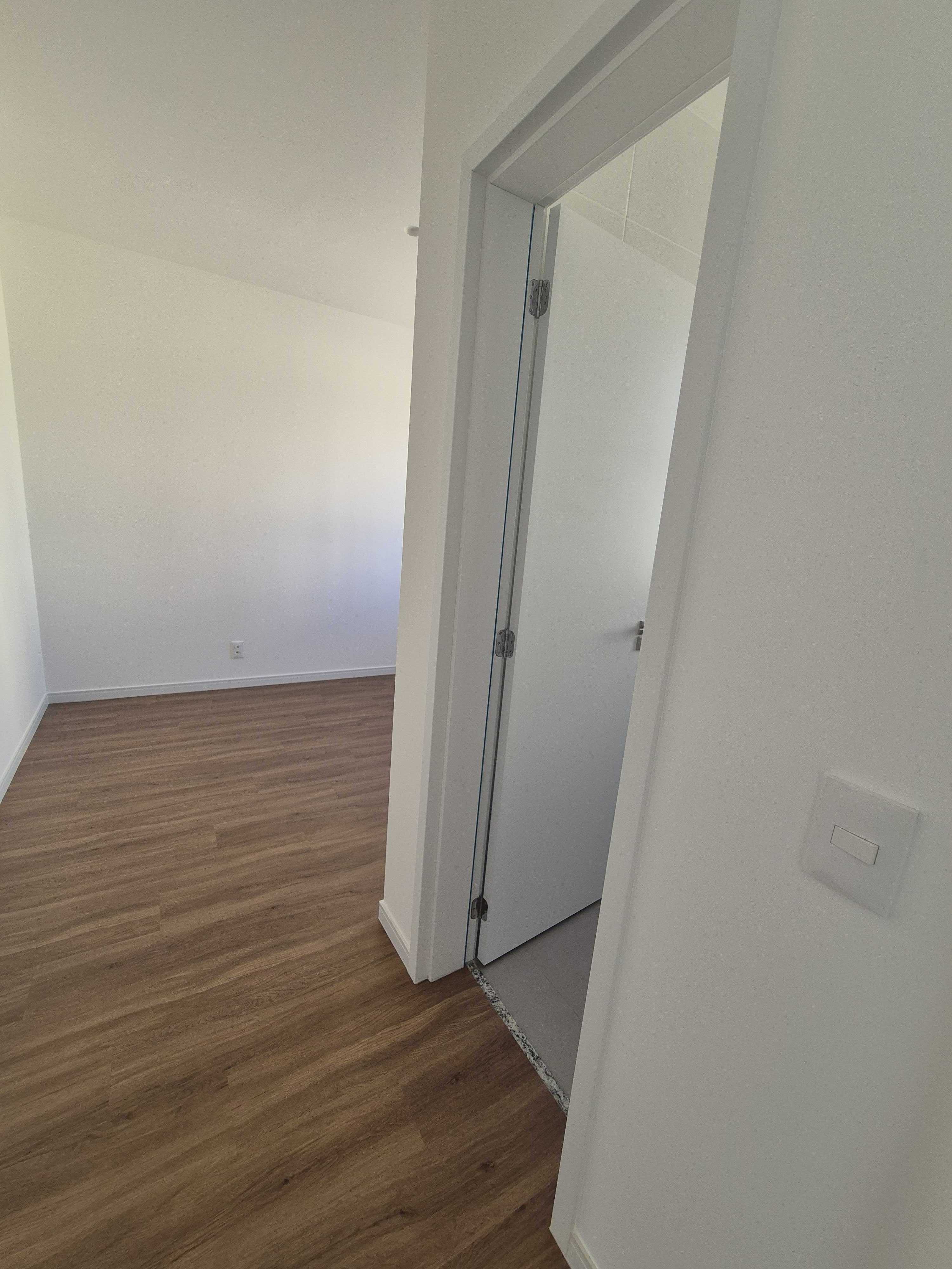 Apartamento à venda com 2 quartos, 61m² - Foto 4