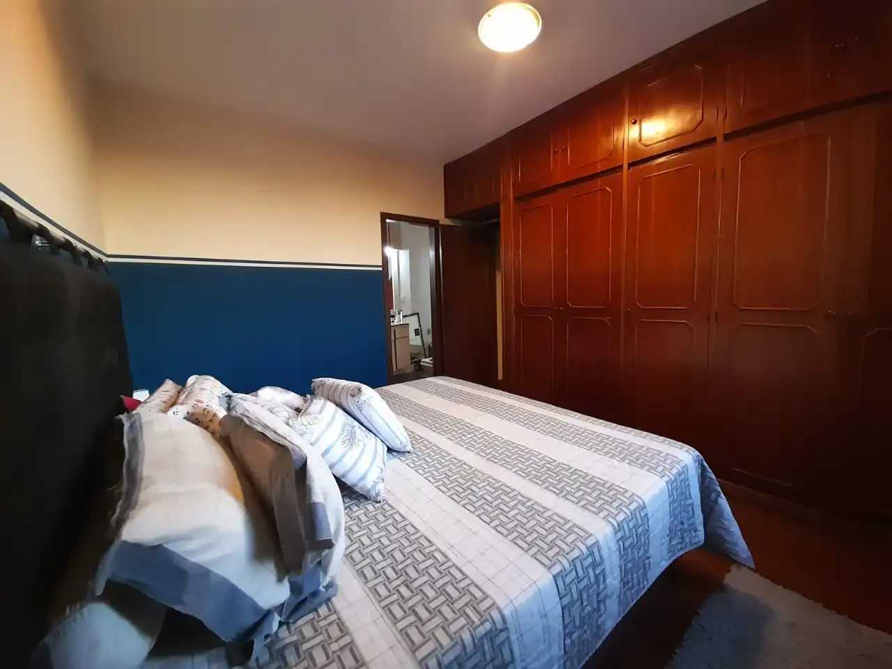 Apartamento à venda com 4 quartos, 130m² - Foto 1