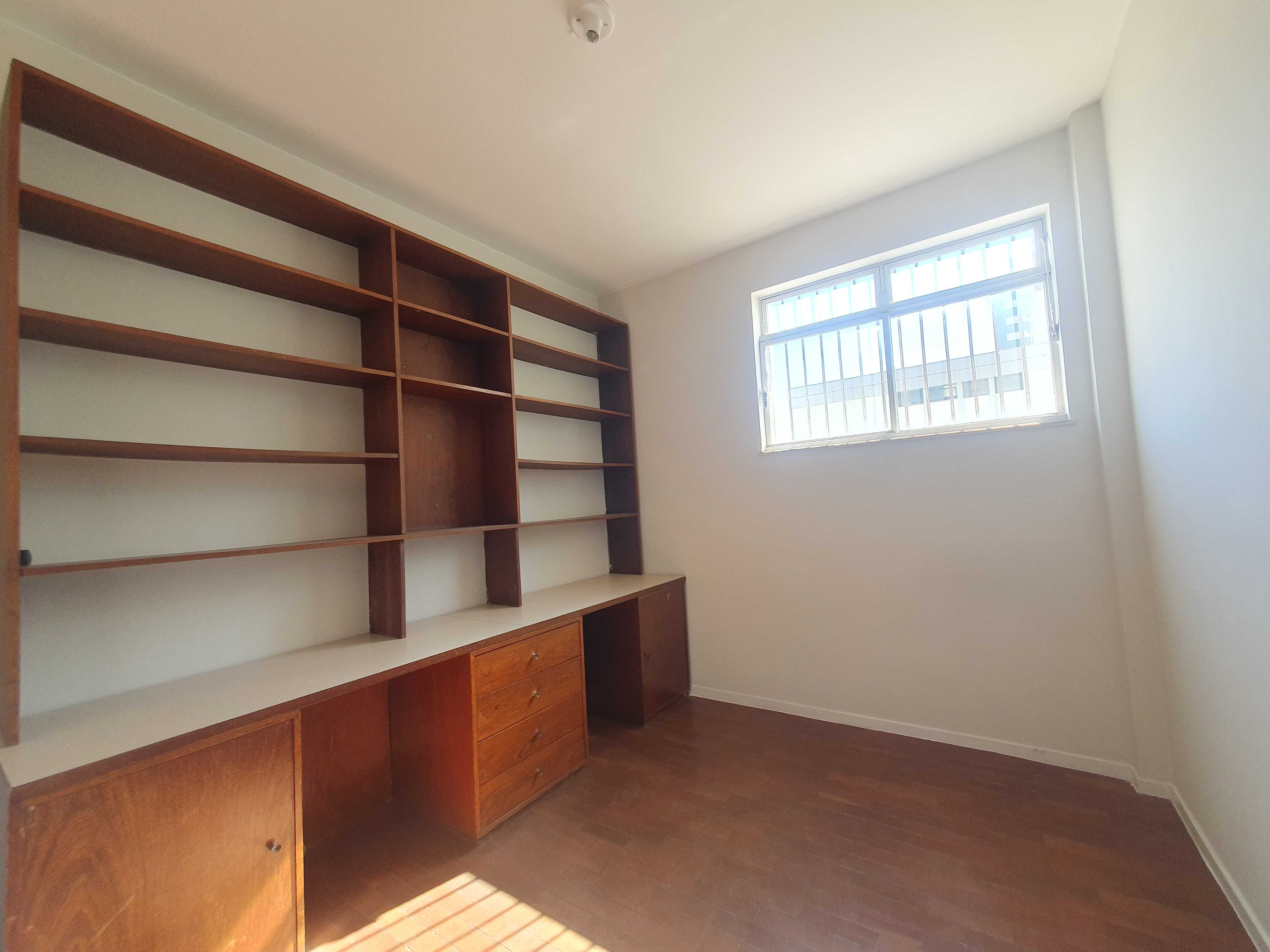 Apartamento à venda com 3 quartos, 100m² - Foto 7