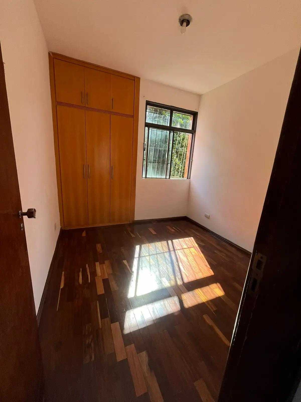 Apartamento à venda com 3 quartos, 100m² - Foto 1