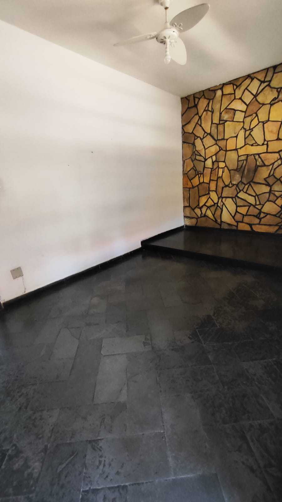 Apartamento à venda com 3 quartos, 130m² - Foto 4