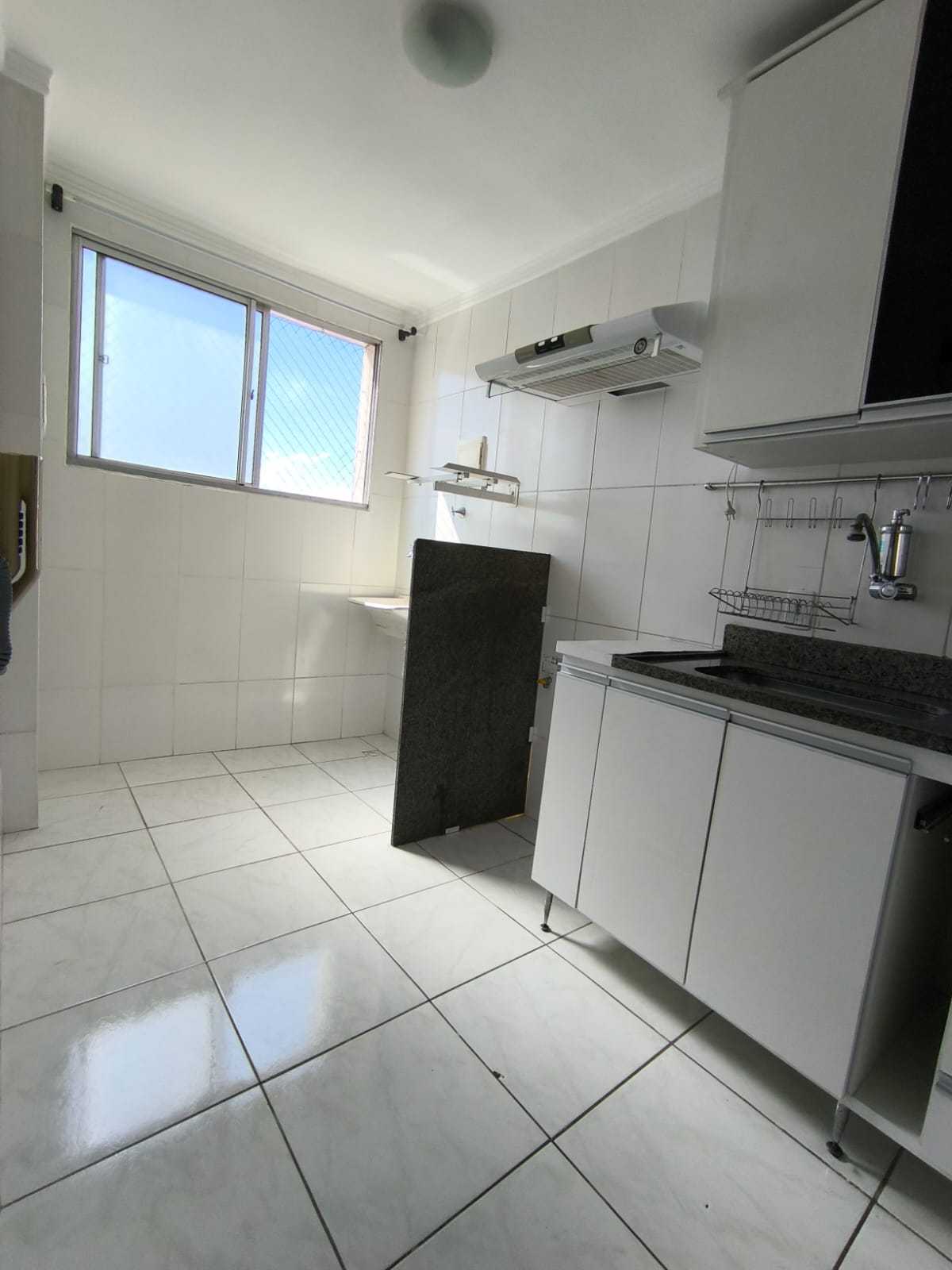 Apartamento para alugar com 2 quartos, 80m² - Foto 12