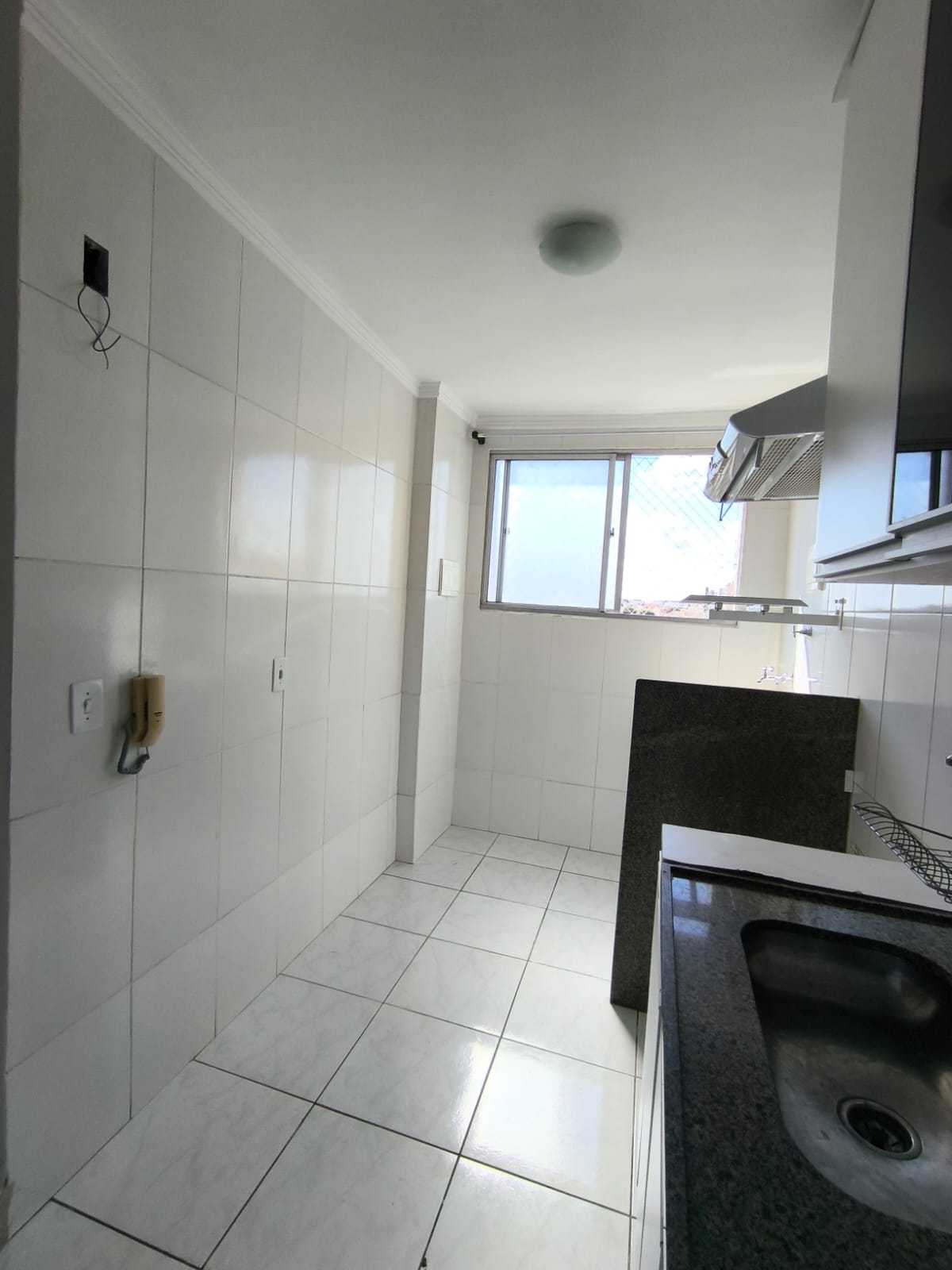 Apartamento para alugar com 2 quartos, 80m² - Foto 9