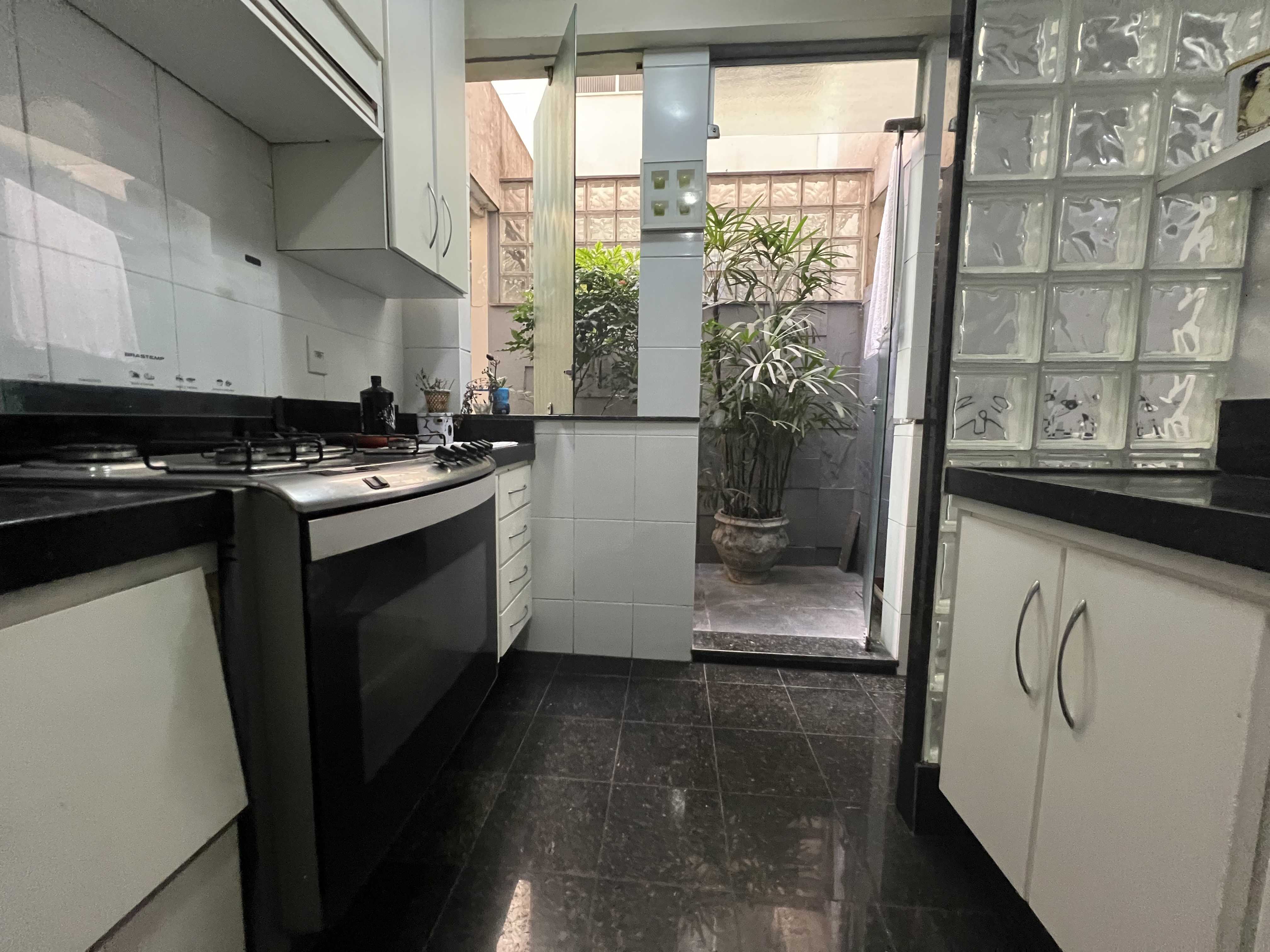 Apartamento à venda com 4 quartos, 203m² - Foto 21